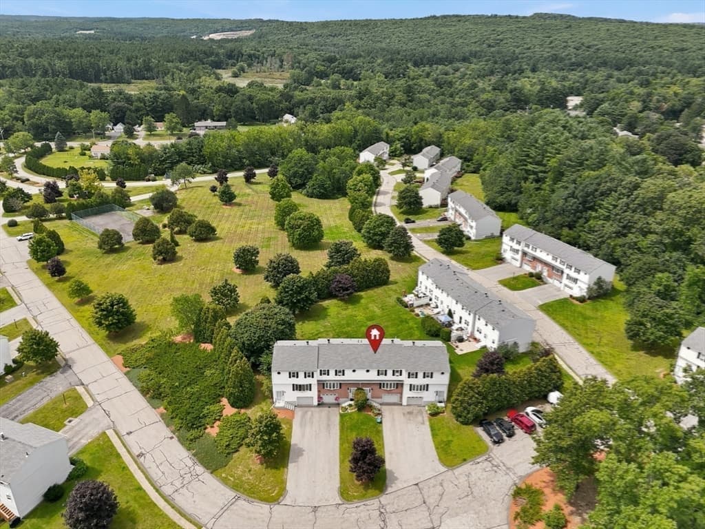 Condominium at 38 Plantation Rd # 38, Oxford MA 01540, Oxford, photo 30 of 39