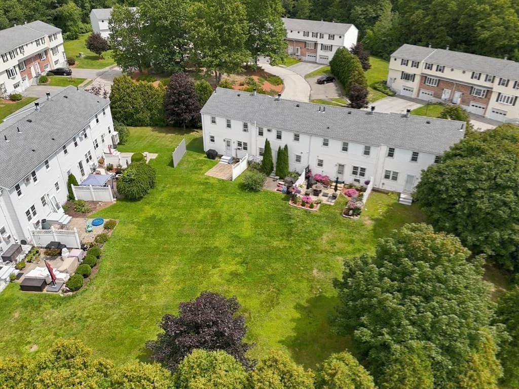 Condominium at 38 Plantation Rd # 38, Oxford MA 01540, Oxford, photo 31 of 39