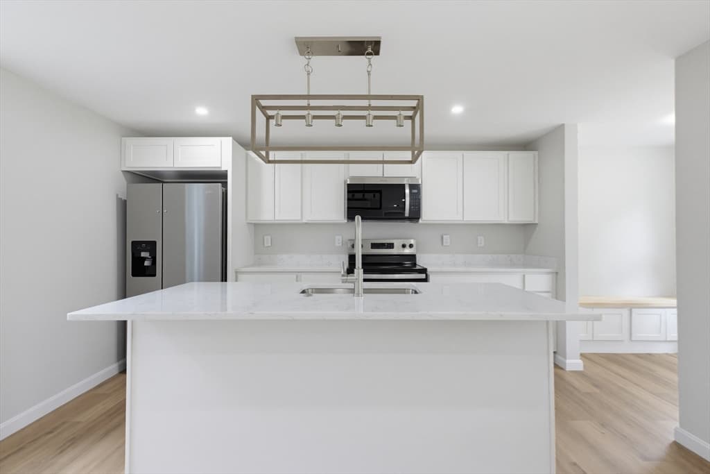 Single Family Residence at 5 Friedel St, Auburn MA 01501, Auburn, photo 16 of 42