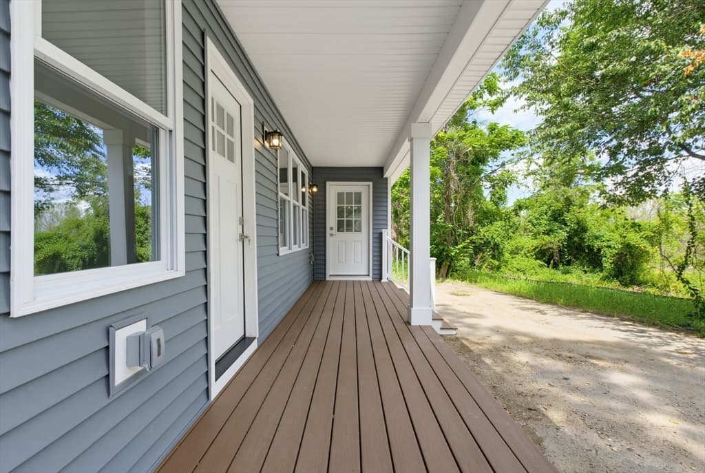 Single Family Residence at 5 Friedel St, Auburn MA 01501, Auburn, photo 5 of 42