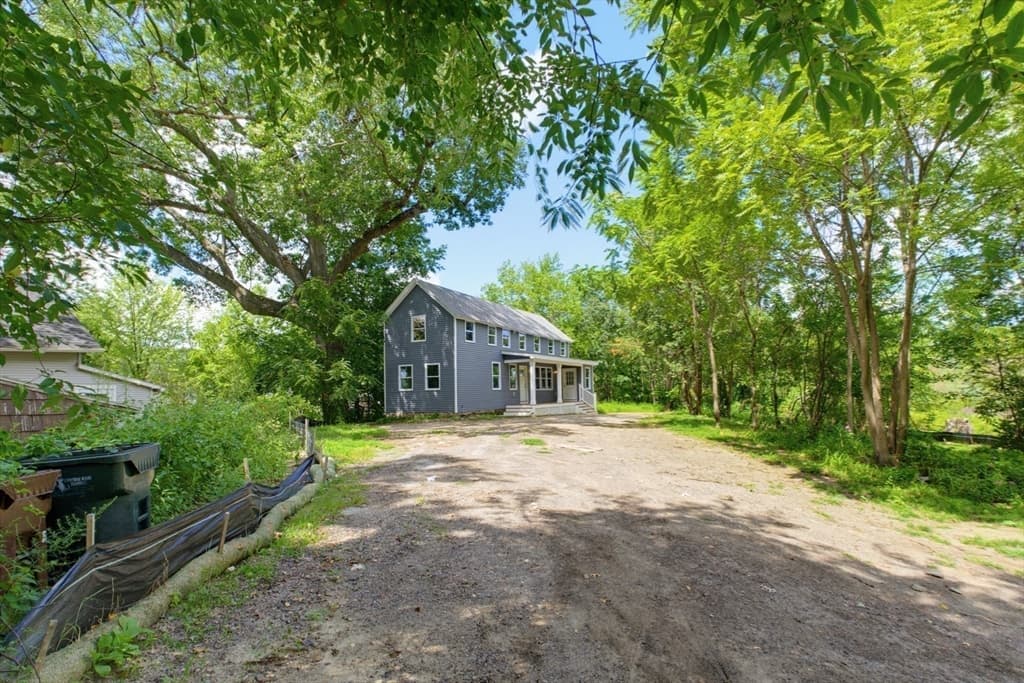 Single Family Residence at 5 Friedel St, Auburn MA 01501, Auburn, photo 10 of 42