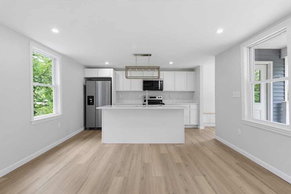 Single Family Residence at 5 Friedel St, Auburn MA 01501, Auburn, photo 19 of 42