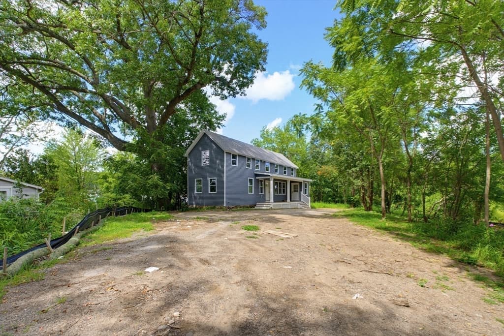 Single Family Residence at 5 Friedel St, Auburn MA 01501, Auburn, photo 8 of 42