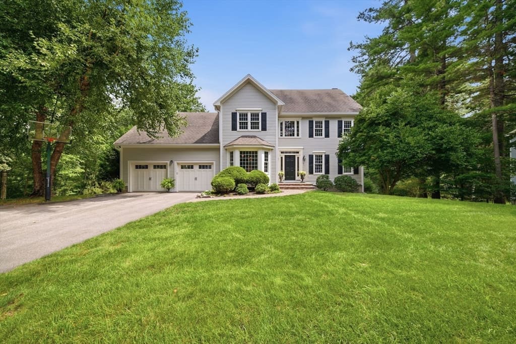 2 Jennifer Dr, Westford MA 01886