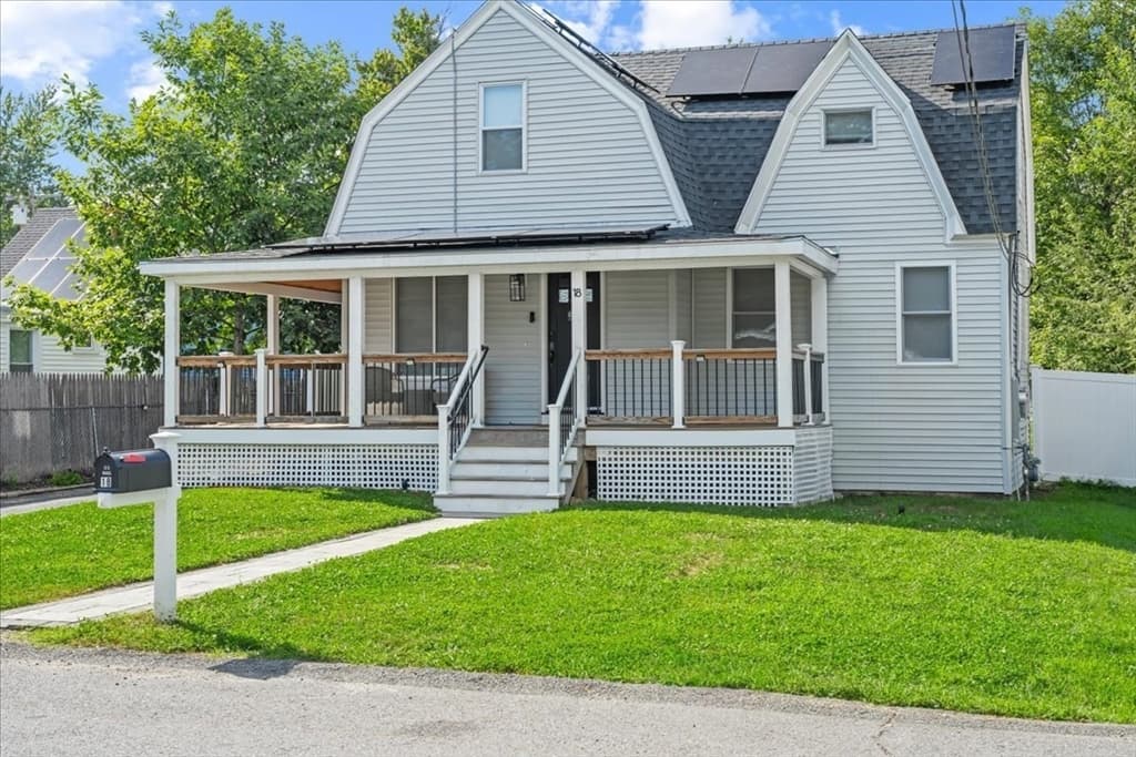 18 Kirby Ave, Lunenburg MA 01462 photo 2