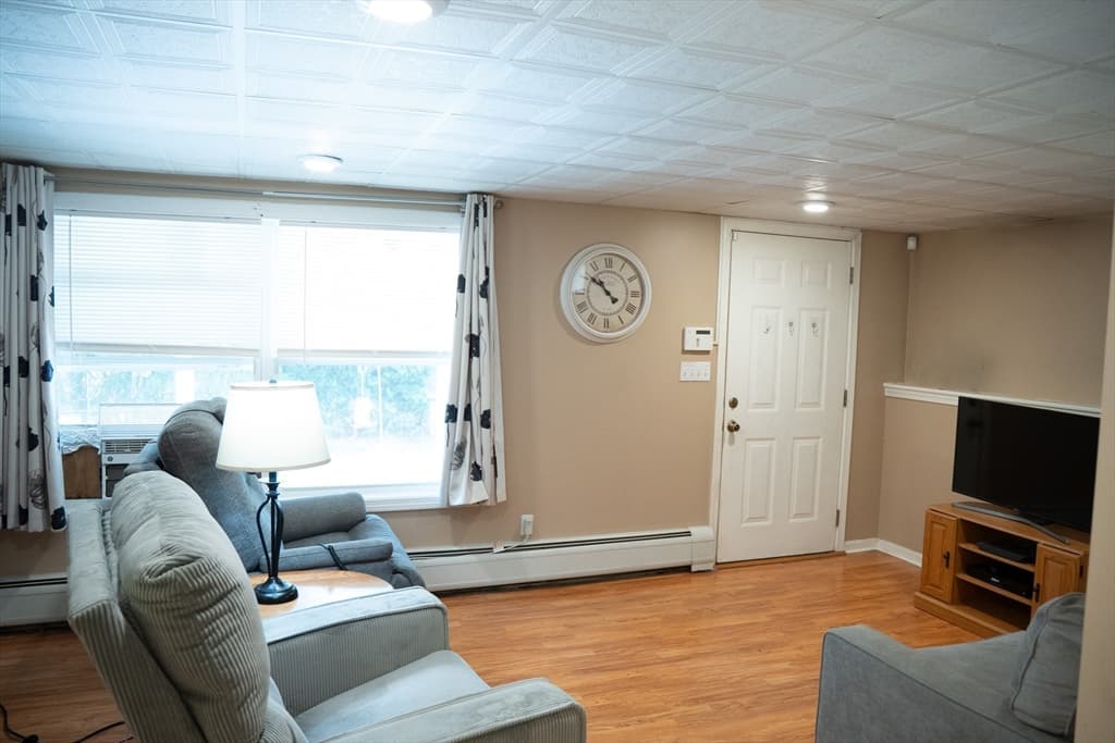 512 Prescott St, New Bedford MA 02746 photo 23