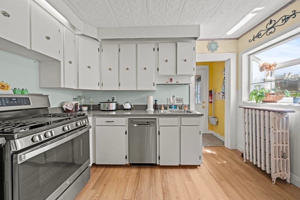27 Corey St, Randolph MA 02368 photo 15