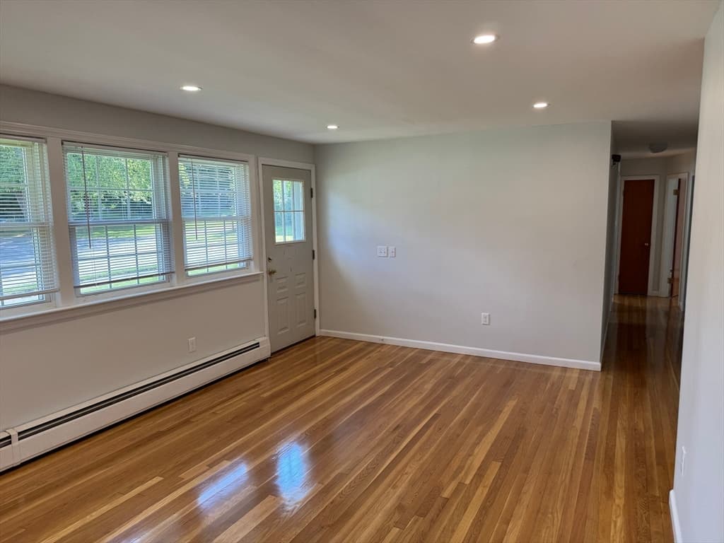 26 Wildwood Ave, Worcester MA 01603 photo 12