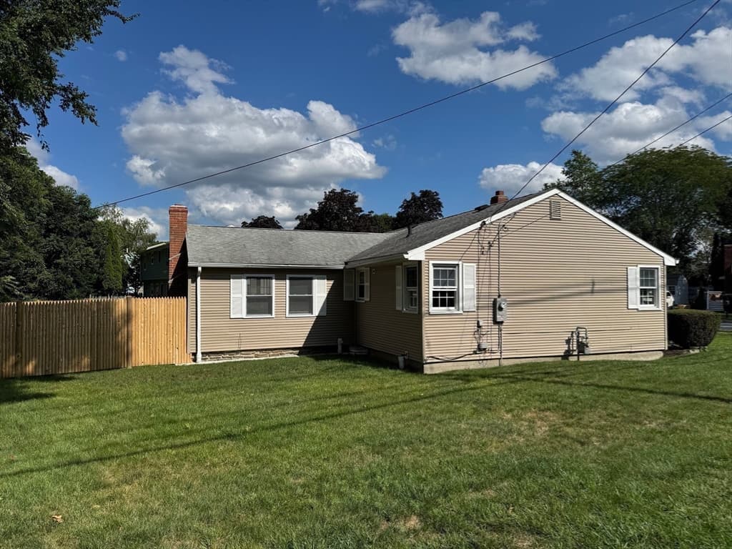 26 Wildwood Ave, Worcester MA 01603 photo 32