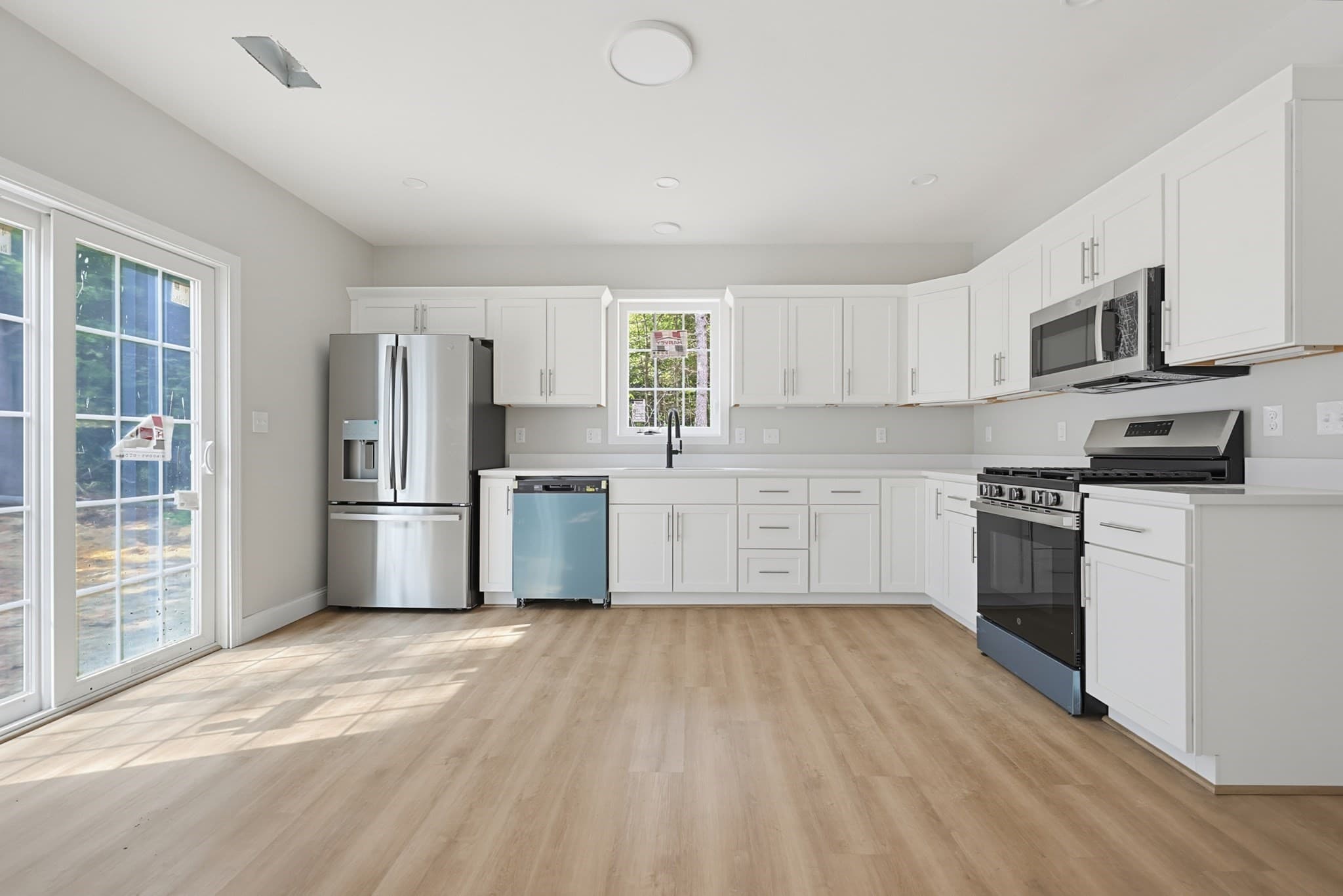 Single Family Residence at 62 Noonan St # 62, Mansfield MA 02048, Mansfield, photo 5 of 30