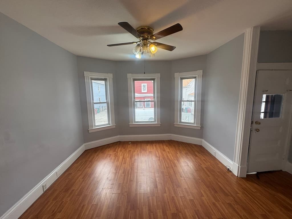 125 Gershom Ave, Lowell MA 01854 photo 36