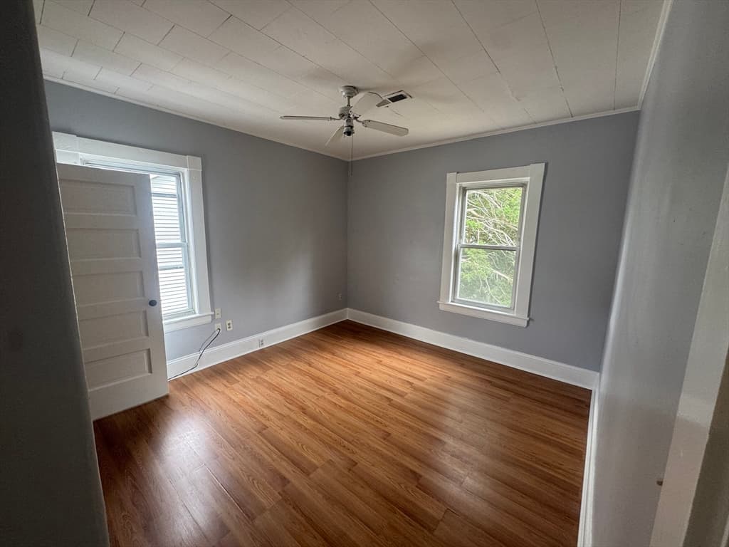 125 Gershom Ave, Lowell MA 01854 photo 9