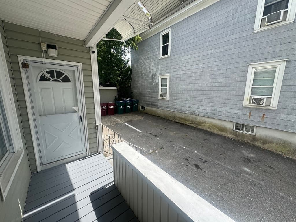 125 Gershom Ave, Lowell MA 01854 photo 38