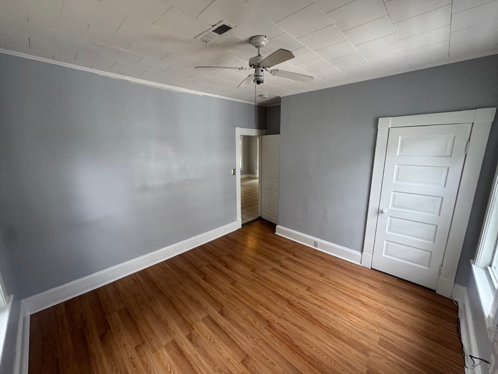 125 Gershom Ave, Lowell MA 01854 photo 10