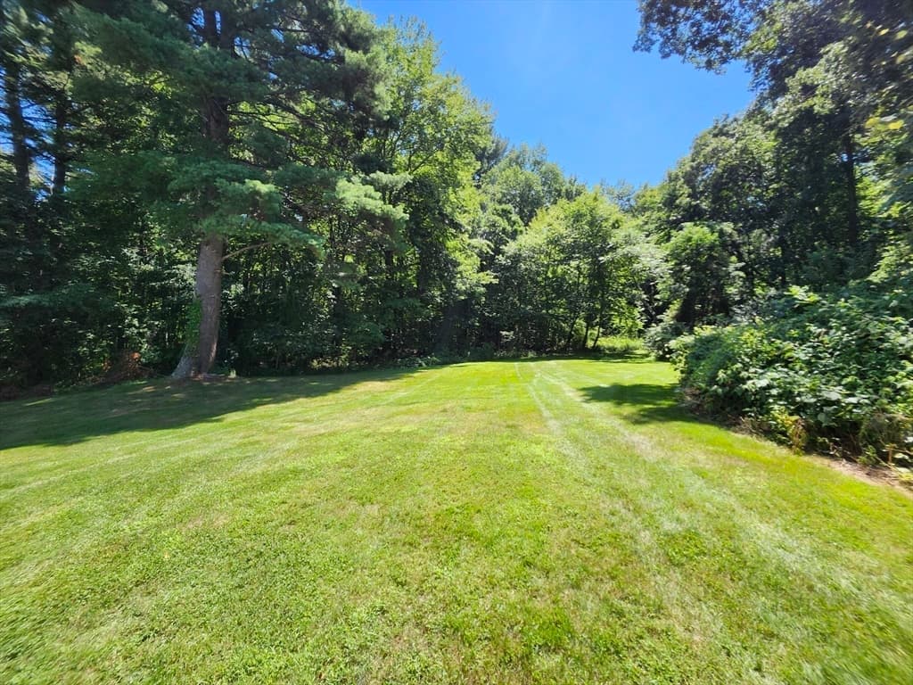 Condominium at 10 Concord Rd # 10, Millbury MA 01527, Millbury, photo 6 of 23