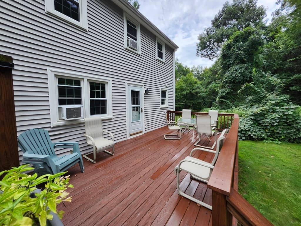 Condominium at 10 Concord Rd # 10, Millbury MA 01527, Millbury, photo 4 of 23
