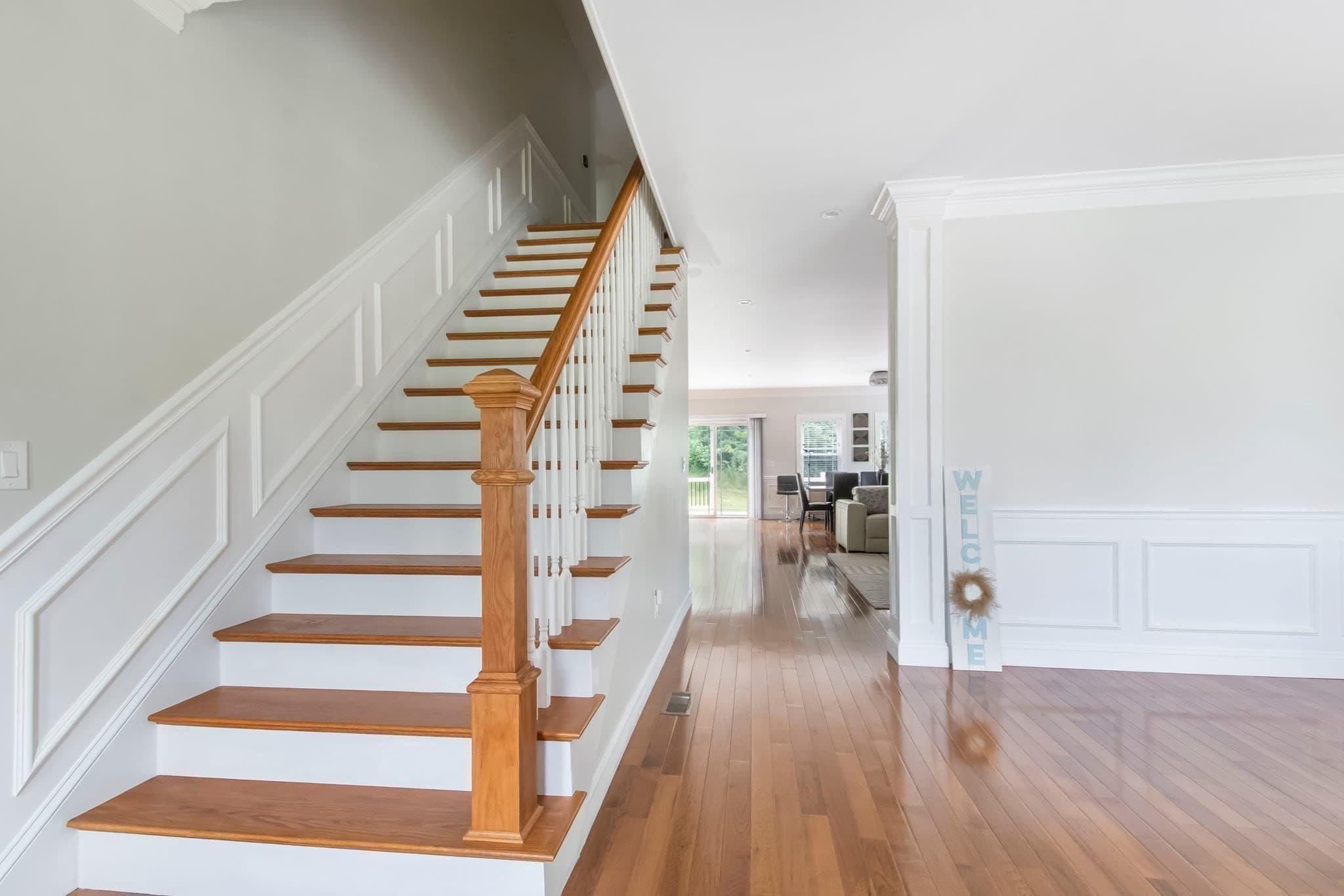 Single Family Residence at 257 Prospect St, Auburn MA 01501, Auburn, photo 2 of 41