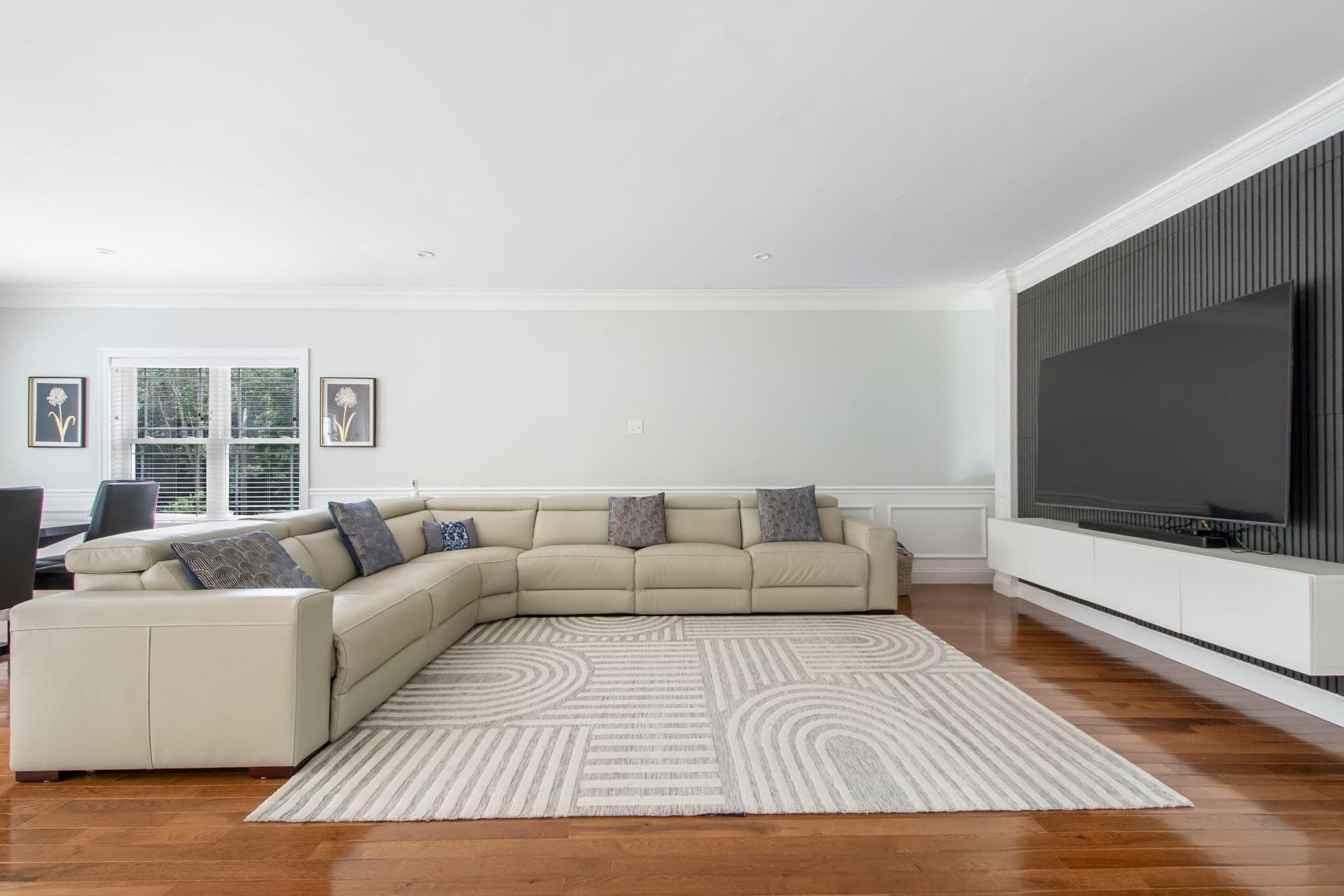 Single Family Residence at 257 Prospect St, Auburn MA 01501, Auburn, photo 6 of 41