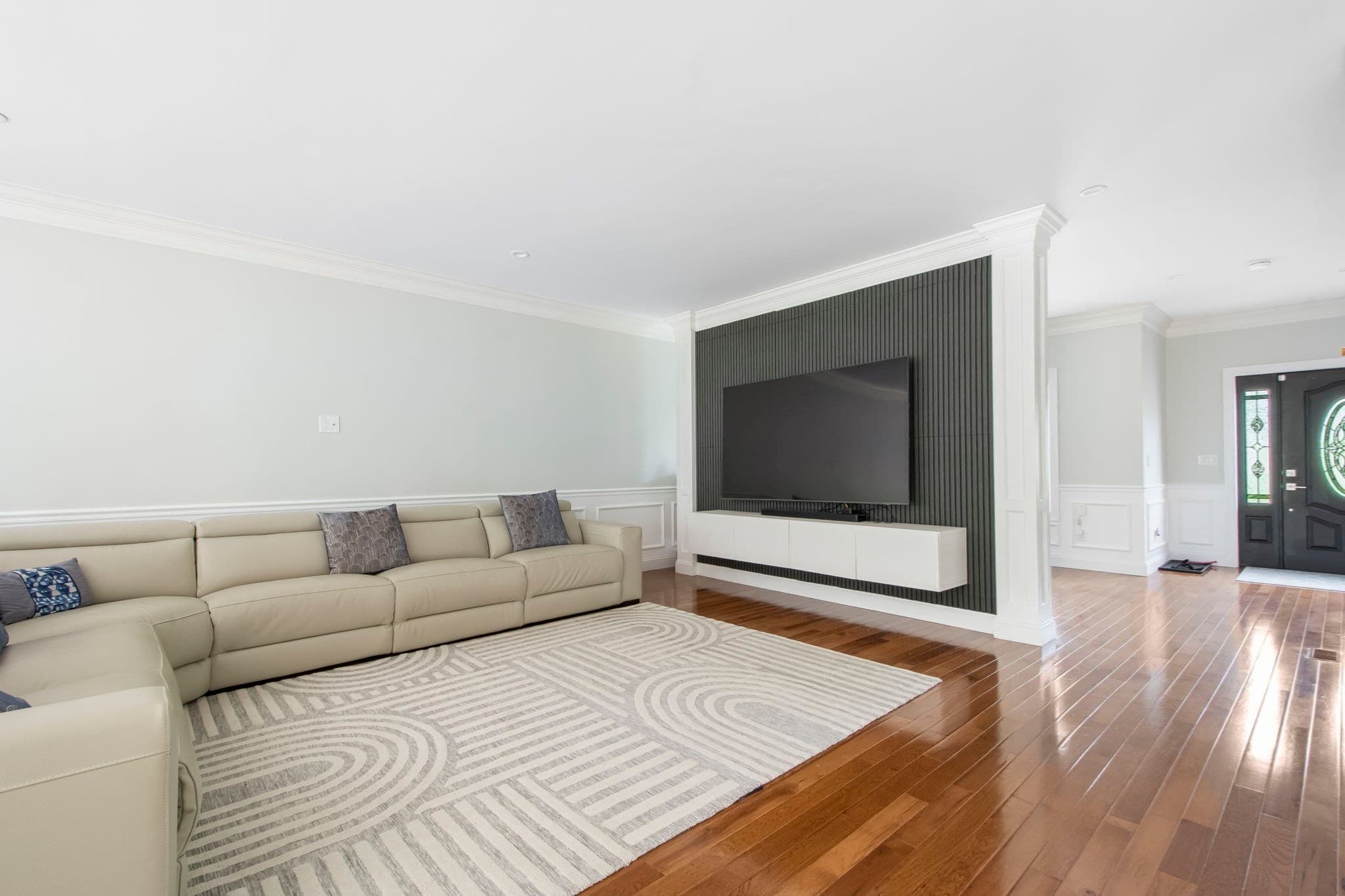 Single Family Residence at 257 Prospect St, Auburn MA 01501, Auburn, photo 5 of 41
