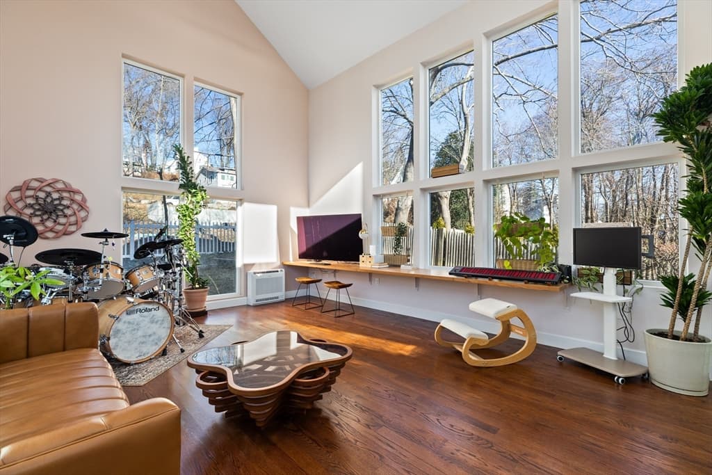 27 Broad Cove Rd, Hingham MA 02043 photo 2