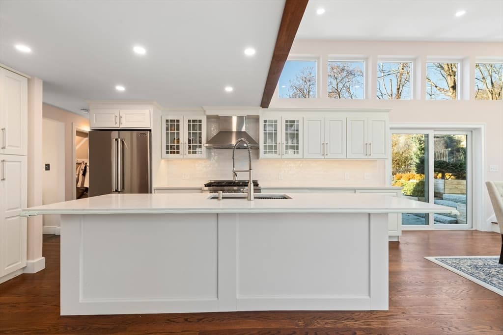 27 Broad Cove Rd, Hingham MA 02043 photo 9