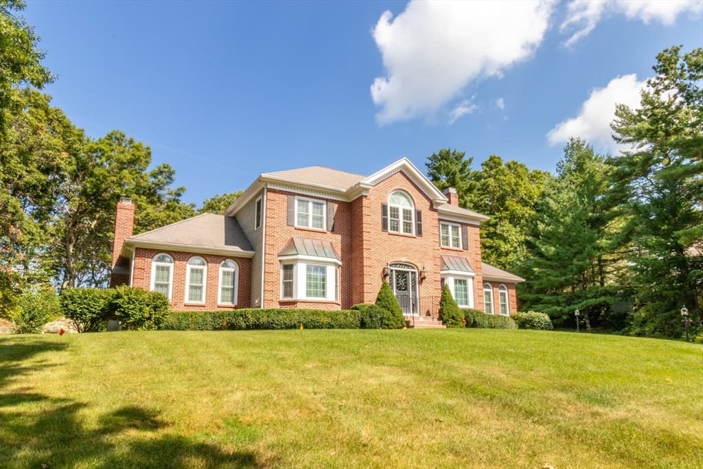 25 Windsor Dr, Foxboro MA 02035 photo 4