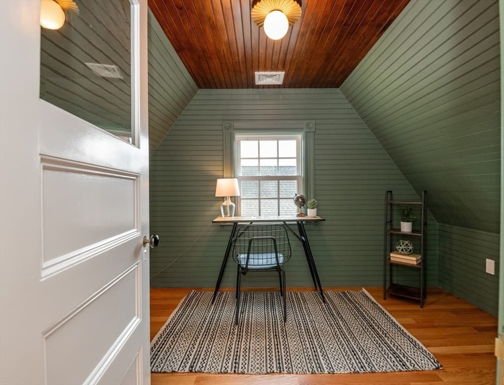 20 Hillside Ave, Medford MA 02155 photo 33