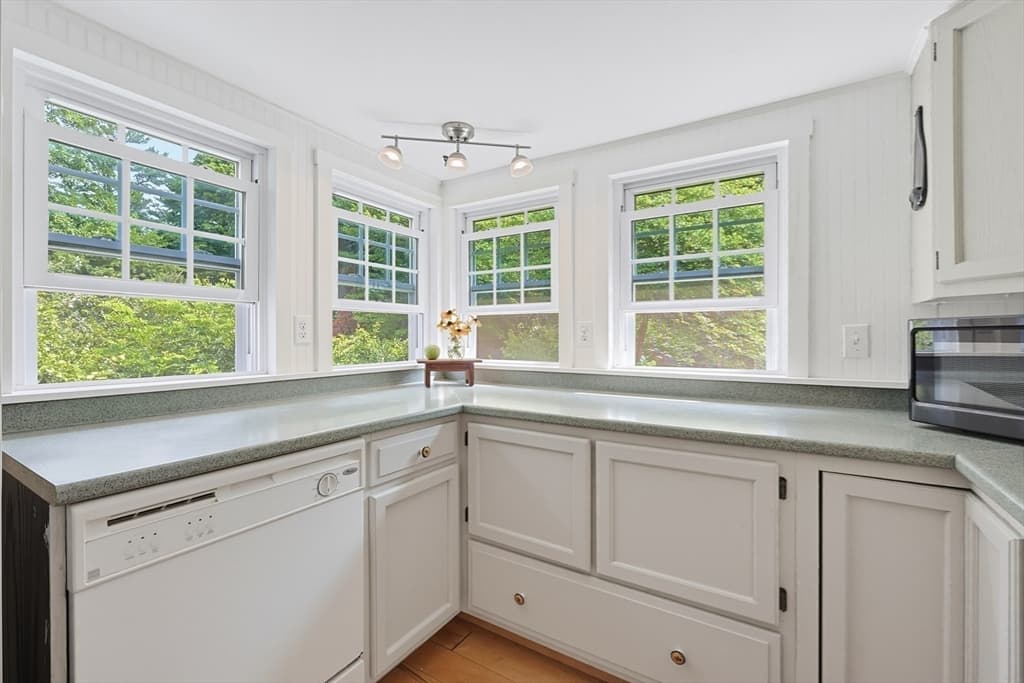 39 Norwood St, Sharon MA 02067 photo 14