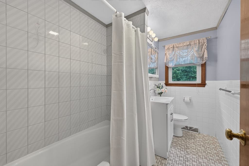 38 Paulson Drive, Burlington MA 01803 photo 23