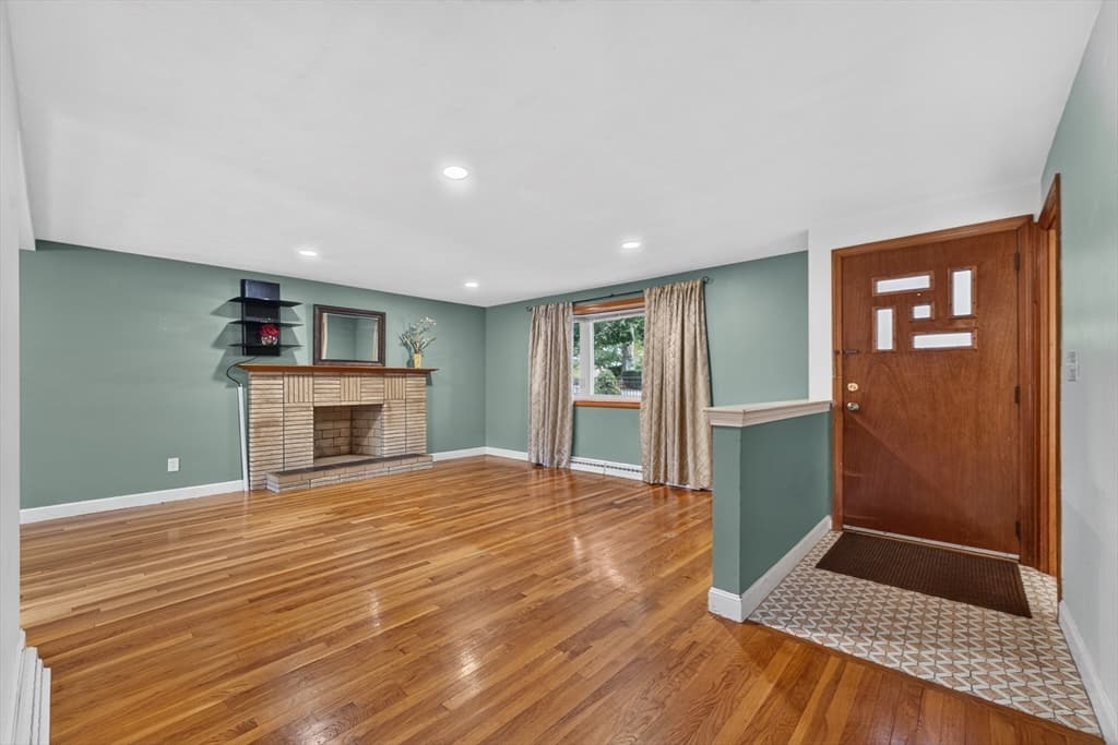 38 Paulson Drive, Burlington MA 01803 photo 7
