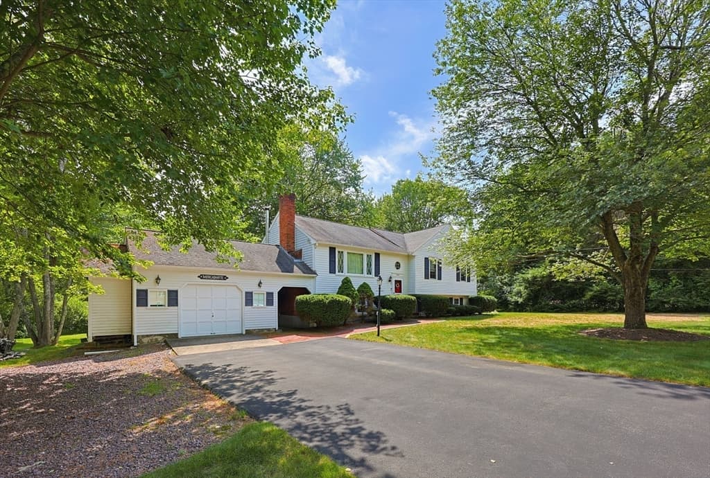 80 Cedarwood Road, Hanover MA 02339 photo 3
