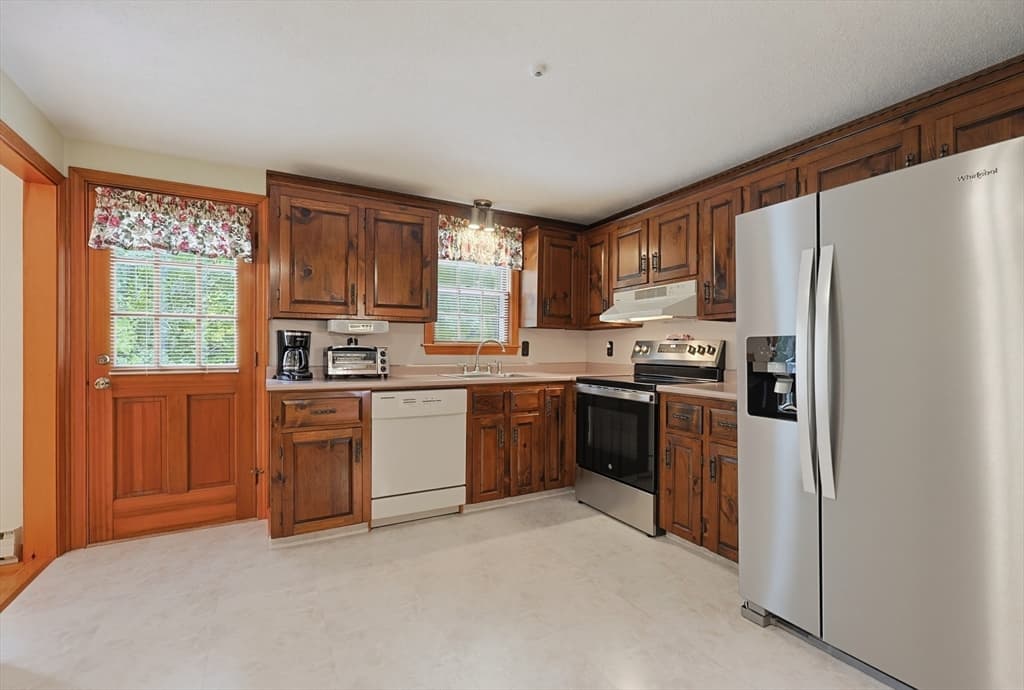 80 Cedarwood Road, Hanover MA 02339 photo 9