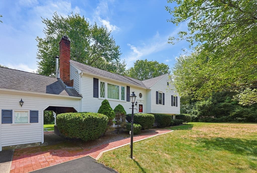 80 Cedarwood Road, Hanover MA 02339 photo 4