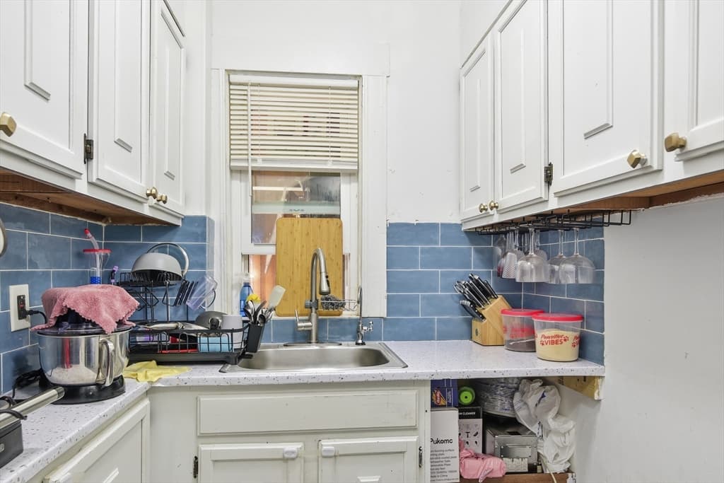14-16 Nazing St, Boston MA 02121 photo 6