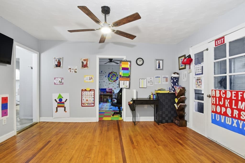 14-16 Nazing St, Boston MA 02121 photo 12