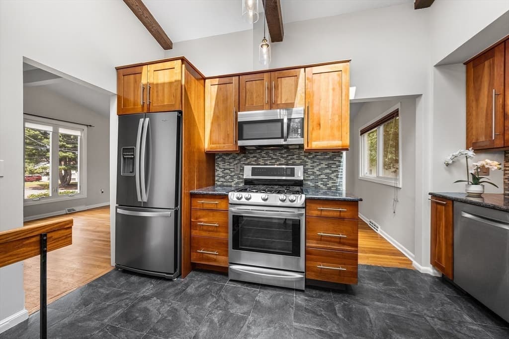 27 Randy Road, Framingham MA 01701 photo 14