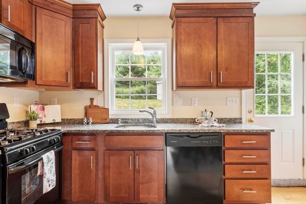 8 Bradley Dr # C, Groton MA 01450 photo 7