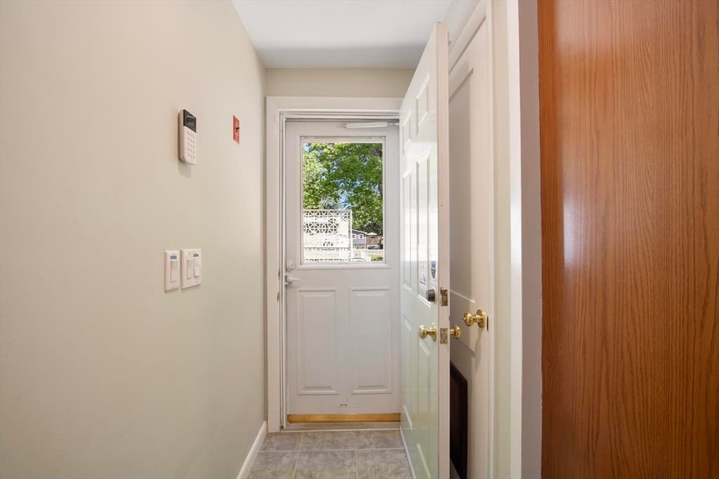 9 Elm Road, Westford MA 01886 photo 26