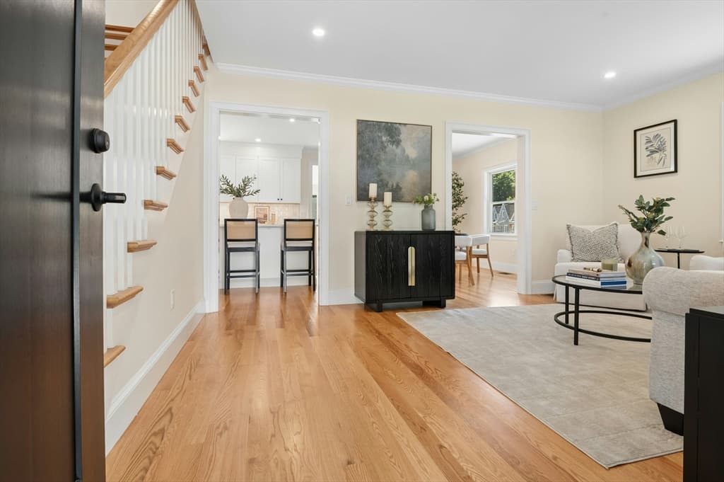 27 Thornell Avenue, Walpole MA 02032 photo 3