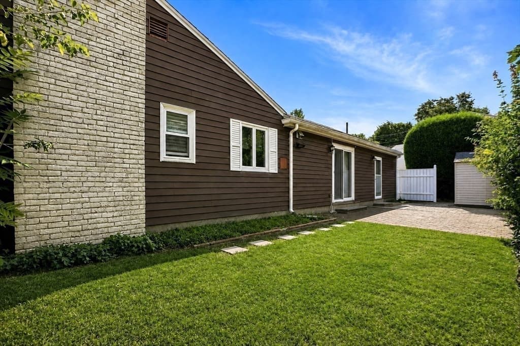69 Maynard St, Newton MA 02465 photo 8