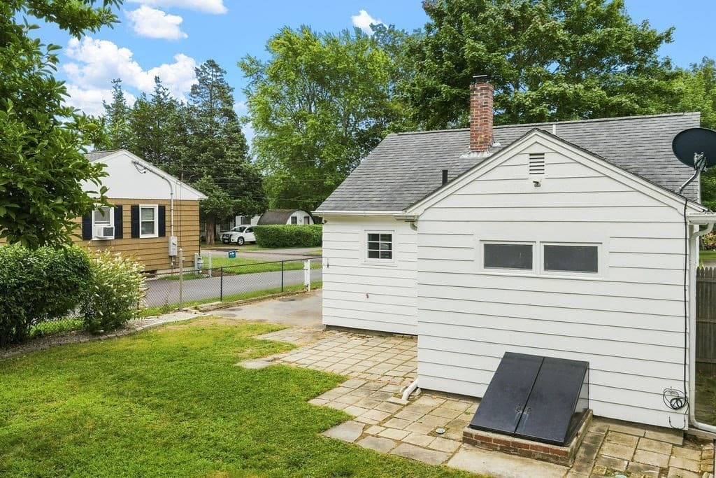 56 Hacker St, Fairhaven MA 02719 photo 18