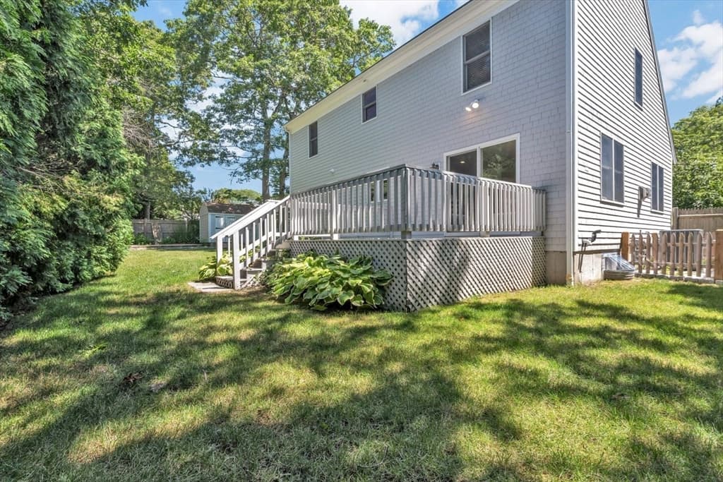 9 Elaine Road, Barnstable MA 02601 photo 2