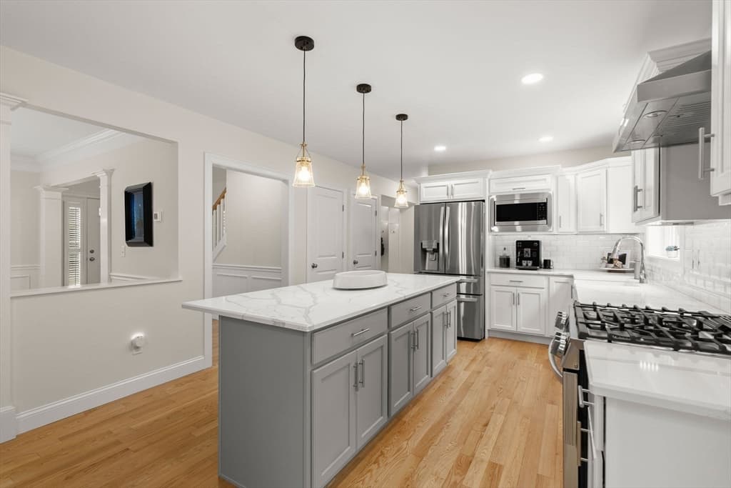128 Thomas St, Middleboro MA 02346 photo 14