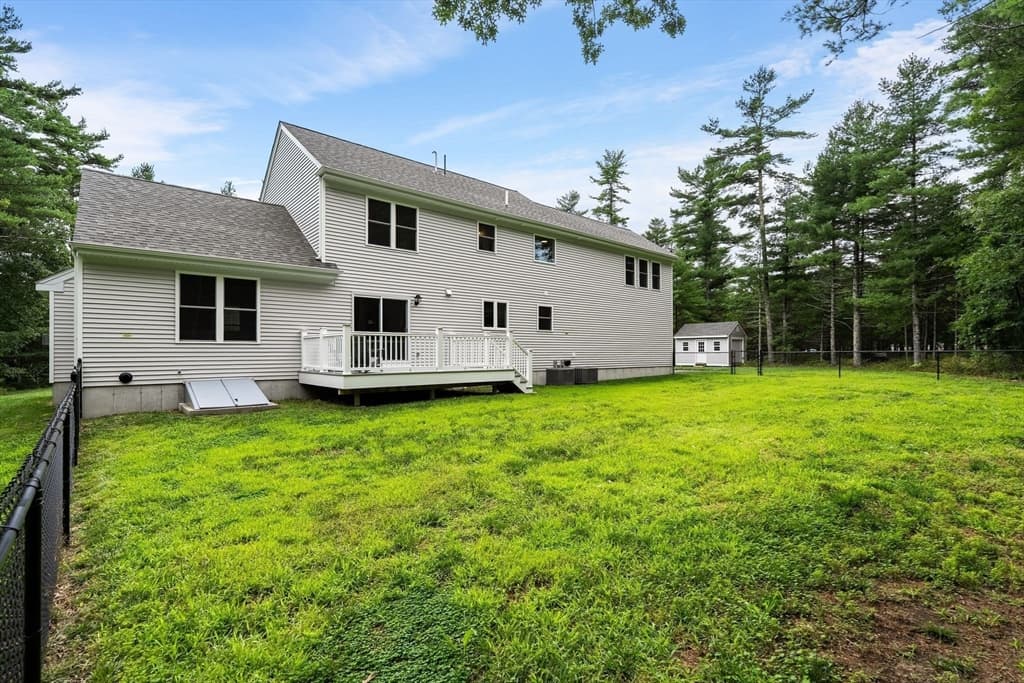 128 Thomas St, Middleboro MA 02346 photo 39