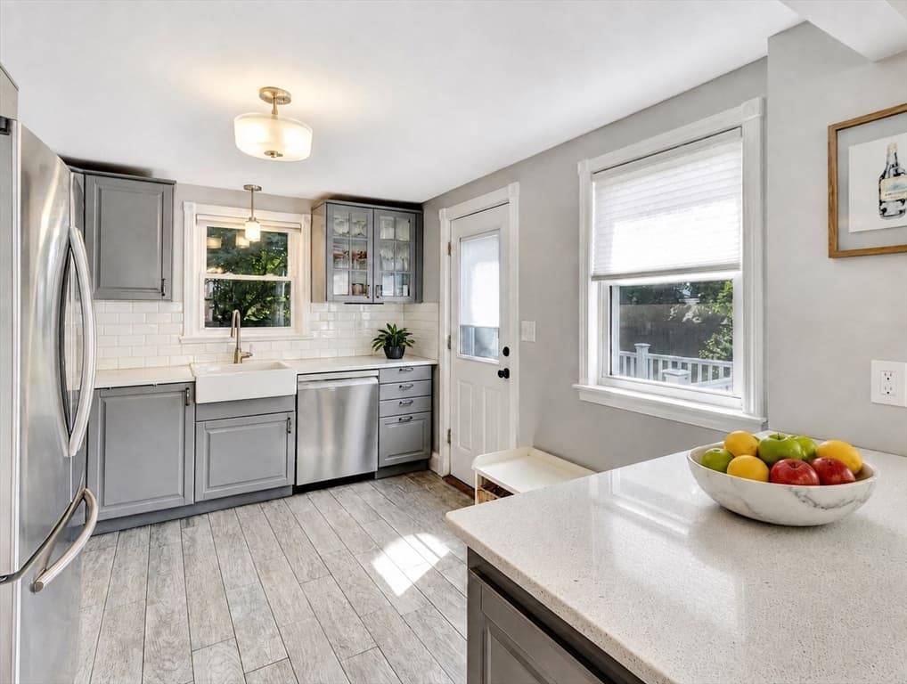 122 Moncrief, Rockland MA 02370 photo 3