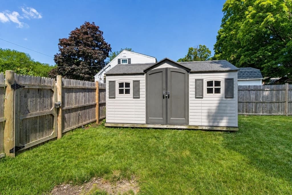 122 Moncrief, Rockland MA 02370 photo 25