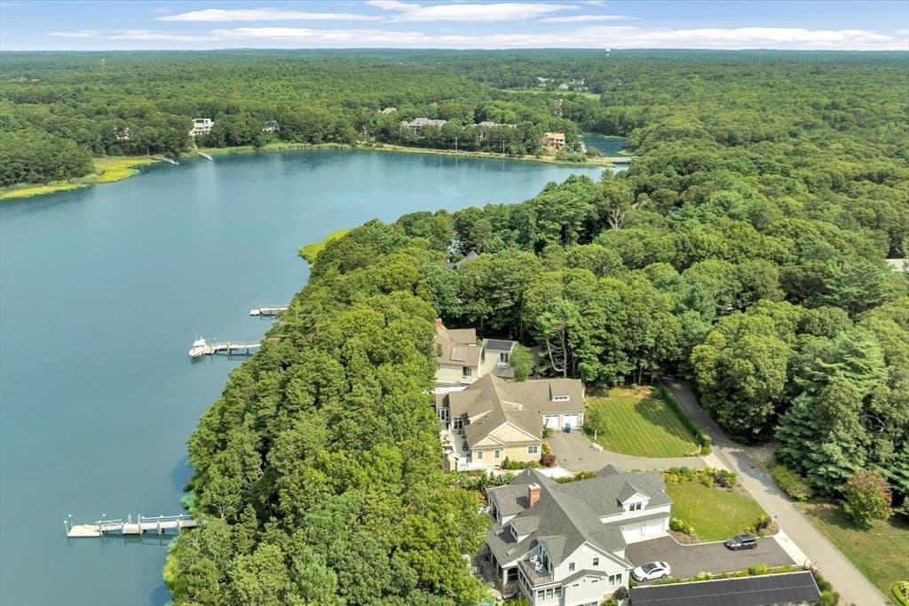 132 Bay Road, Barnstable MA 02635 photo 2