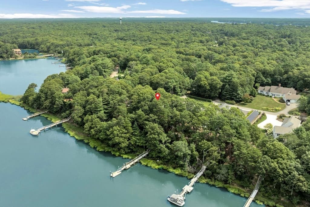 132 Bay Road, Barnstable MA 02635