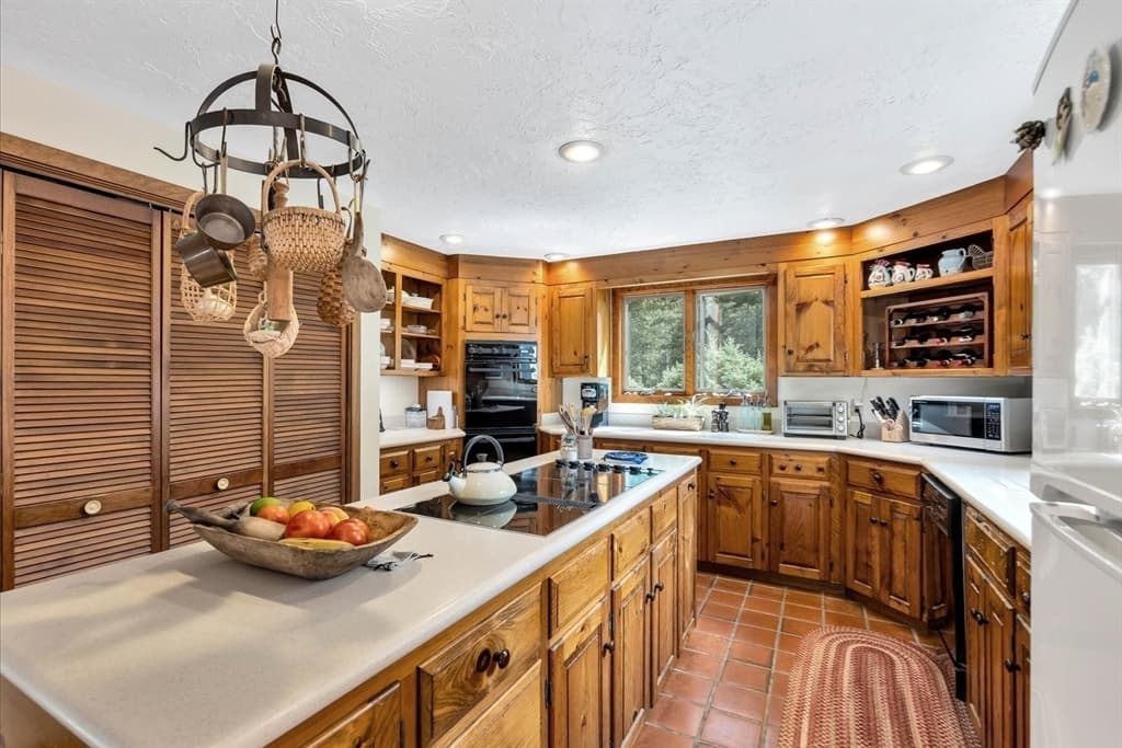132 Bay Road, Barnstable MA 02635 photo 11