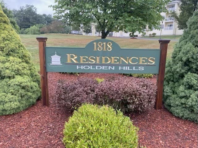1818 Main St # 111, Holden MA 01522